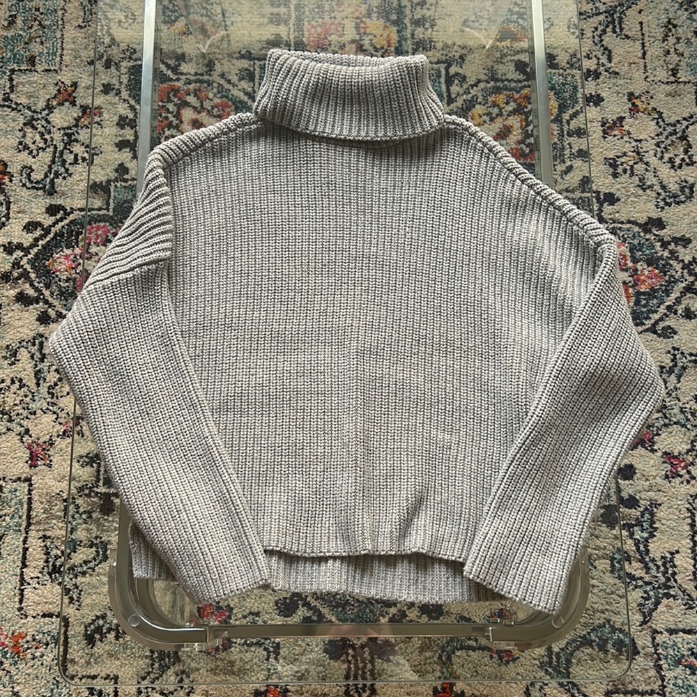 Abercrombie grey turtleneck sweater